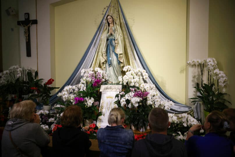 Vatican gives green light to devotion at a site in Bosnia where the Madonna reportedly appeared